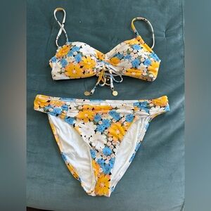 Sunshine 79 Floral Bikini Set with Yellow and Blue Daisies size 8